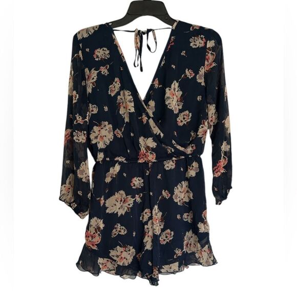 Band of Gypsies Navy Floral V Neck Romper Size Small Boho - Picture 1 of 9